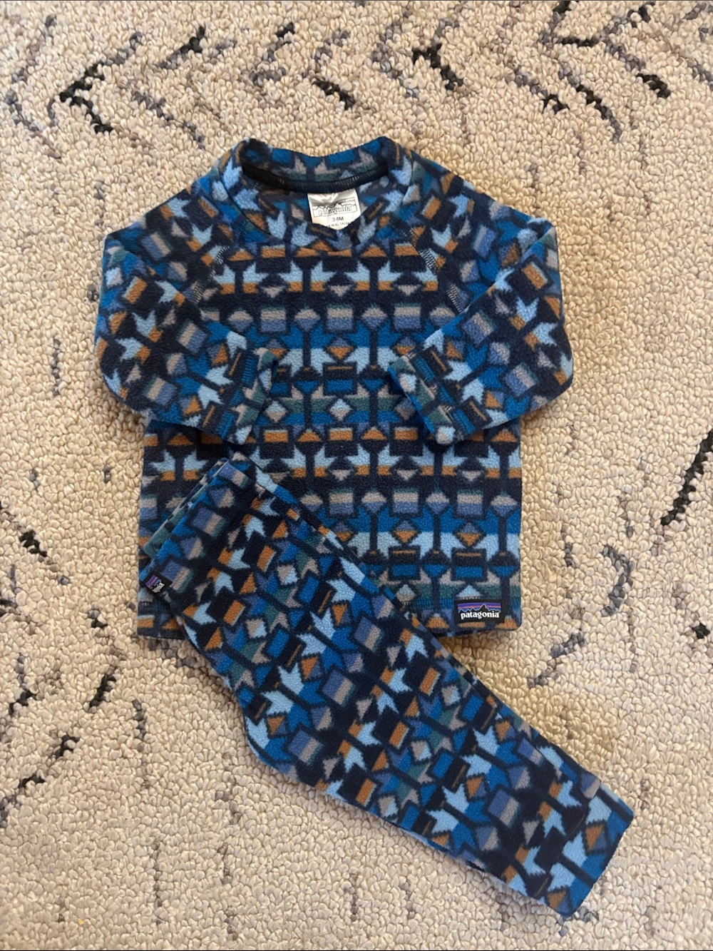 Patagonia Kids fleece base layer (3-6m)